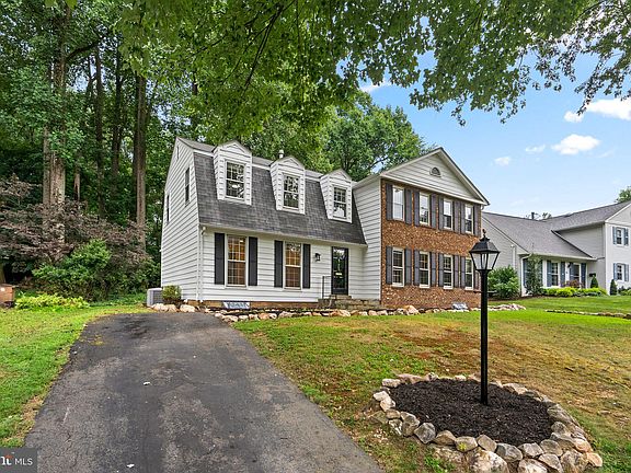 4th image of 205 Dale Dr