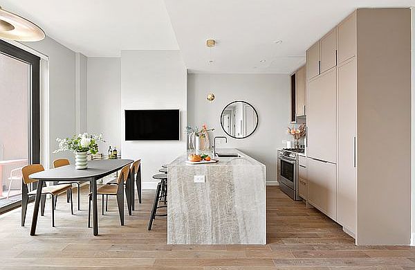 1st image of 262 9th St #904