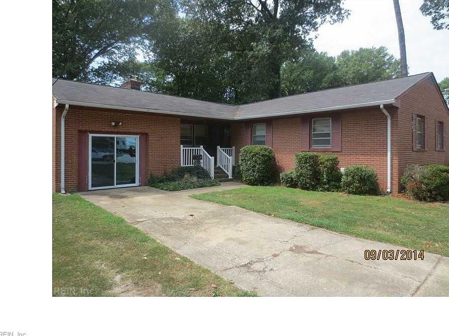 1st image of 96 Adams Dr