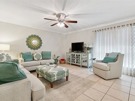 2nd image of 318 Lake Marina Ave APT 210