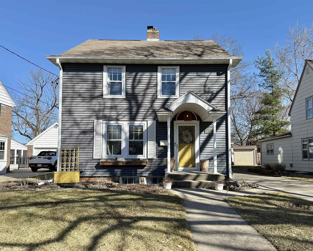 1743 Emerson Street photo 1