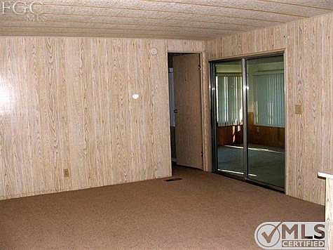 4th image of 164 Adrienne Dr
