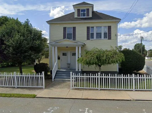 65 1/2 Arlington St #2, Nashua, NH 03060