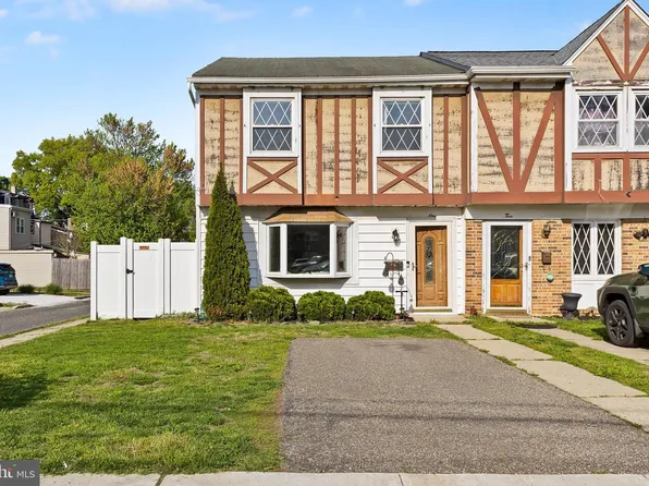 1 Hankins Aly, Bordentown, NJ 08505