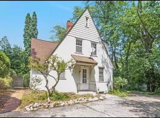 645 Riverview Dr, Ann Arbor, MI
