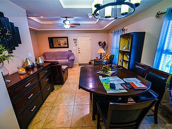4th image of 402 Lotto Ln APT 4