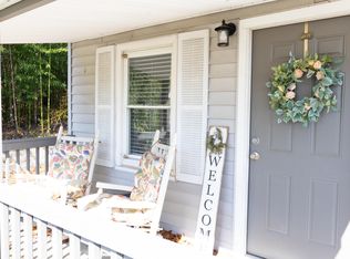 151 S Elmwood St, Rossville, GA 30741