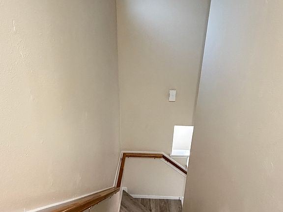2nd image of 6714 Bellaire Gardens Dr