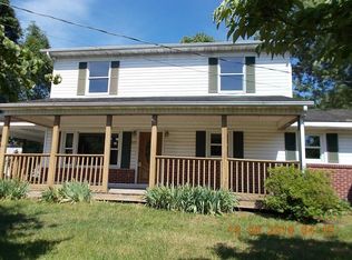 1053 Stenton Ln, Marion, VA 24354