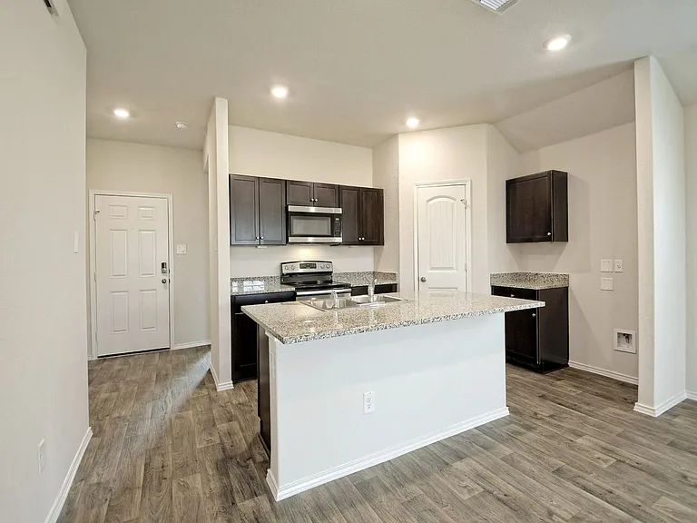 771 Monarch Dr — Photo 14