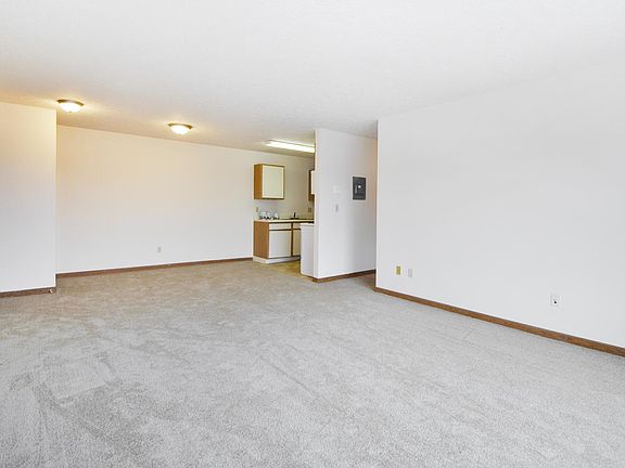 5th image of 1115 Michigan Ave E APT 7