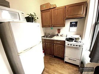 Rented by ZealEstate Group Inc