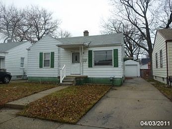 1st image of 643 E Shevlin Ave