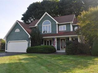 2 Southbury Rd, Cumberland, RI 02864