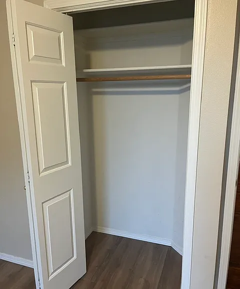 Room 1 closet.