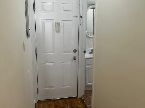 845 Blvd East image 12 of 19