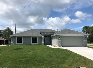 211 Felix Ave N, Lehigh Acres, FL 33971