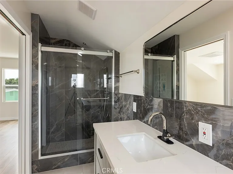 16708 Oleander Cir — Photo 34