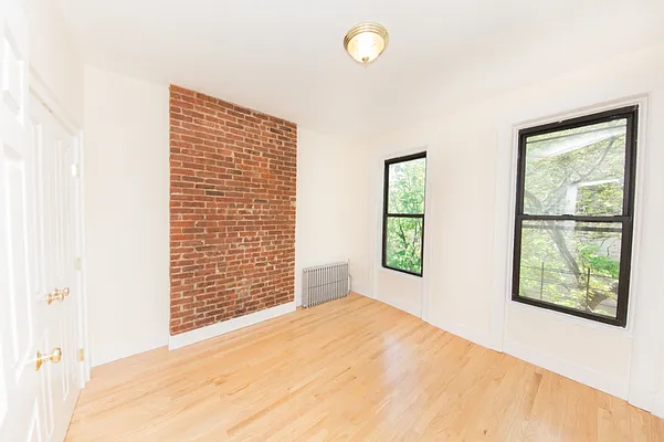 Rented by MNS | media 35