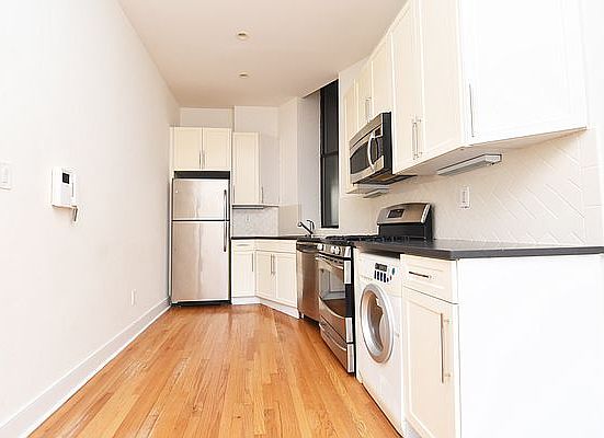 3rd image of 2196 Frederick Douglas Blvd #1E