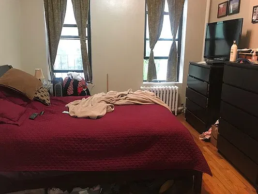 Rented by Prince Real Estate Associates LLC | media 6