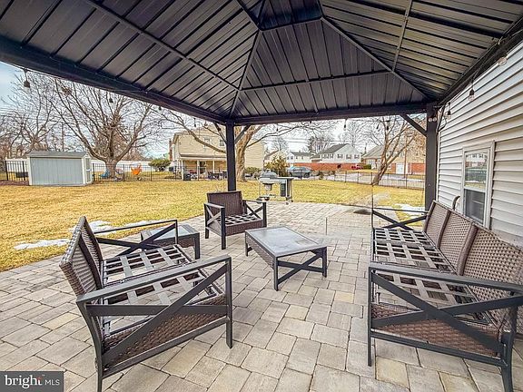 4th image of 513 Barbara Dr