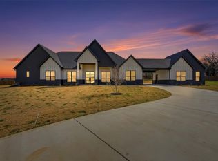 5833 Grey Wolf Ct, Fort Worth, TX 76140