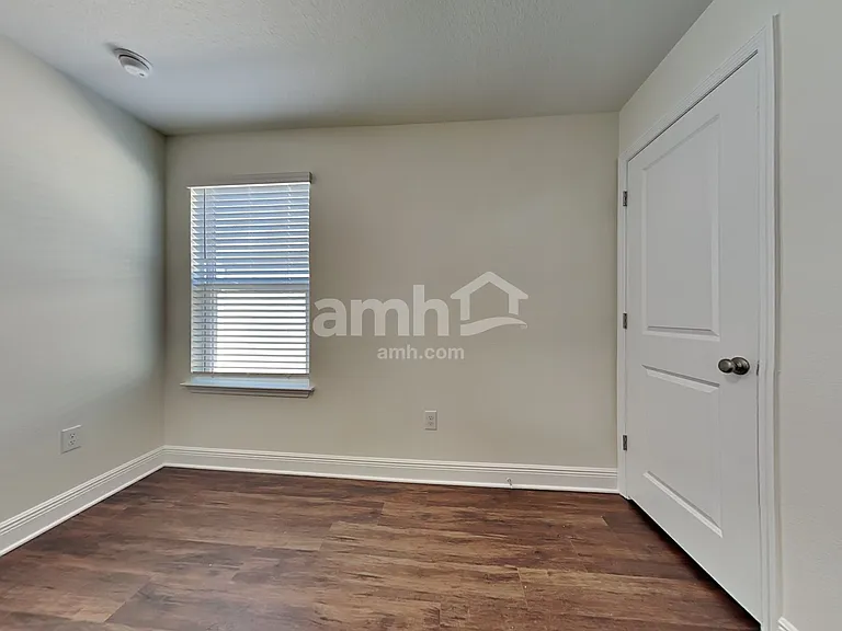 27334 Saint Andrews Ave — Photo 29