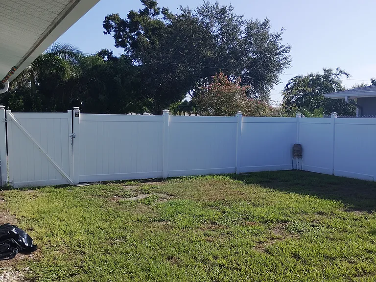 1751 Kenilworth Dr — Photo 28