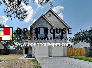 2205 Saint James Pl, Pearland, TX 77581