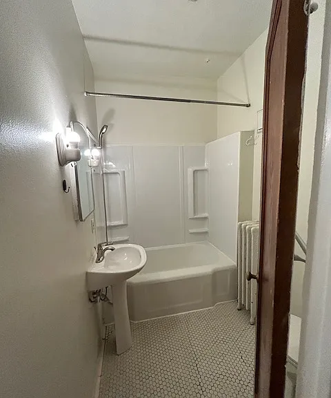 715 University Ave SE #202 — Photo 7