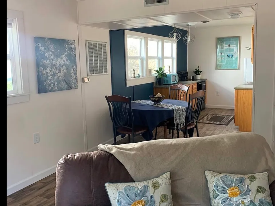 304 Washington Ave #2