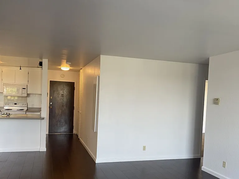 2101 Shoreline Dr #254 — Photo 5