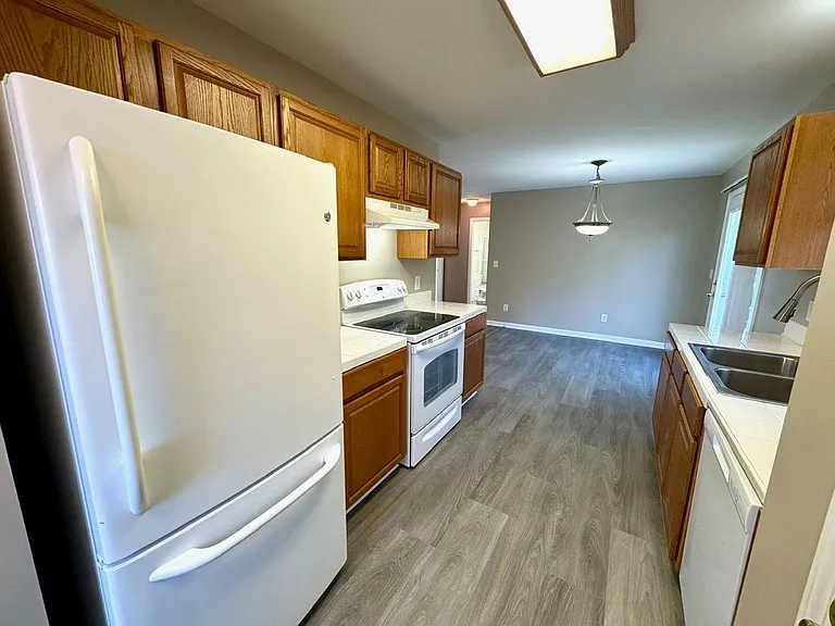 828 Mulberry Dr — Photo 30