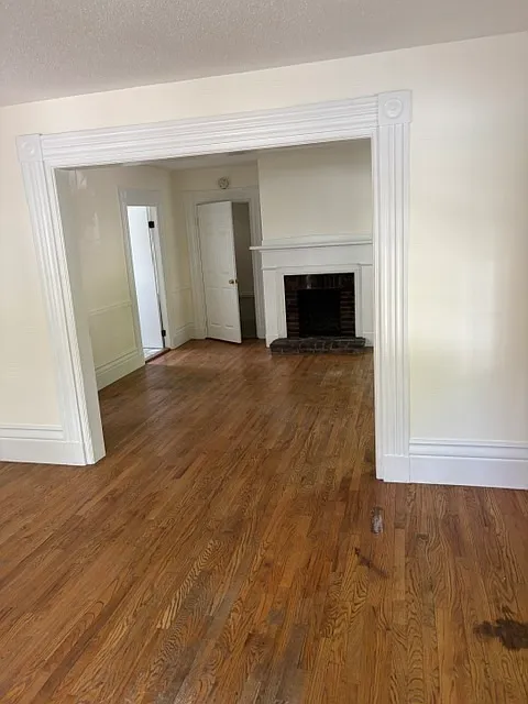 1 bed, 750 sqft, $1,850 — Photo 2