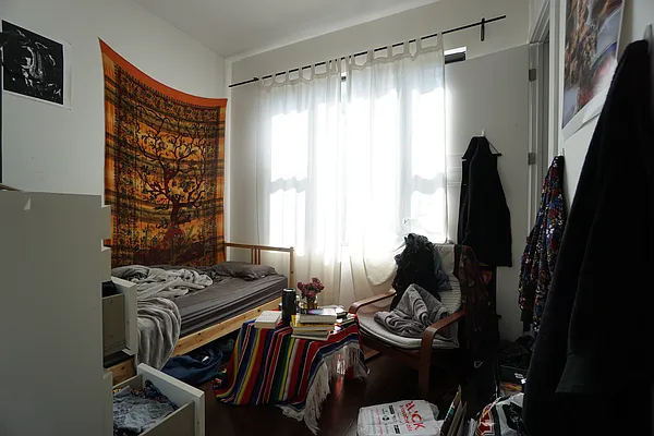 Rented by Rennit Inc. | media 37