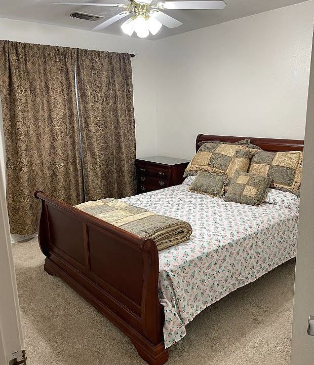 1st image of 6716 Beck Dr NE