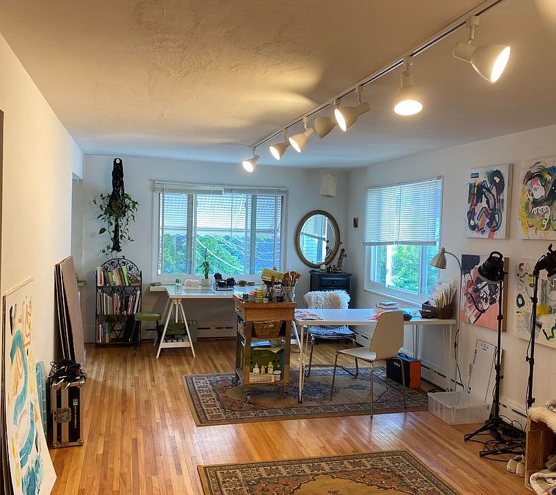 1st image of 4610 Bryant Ave S APT 306