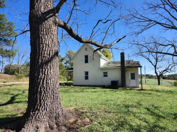 17152 Solo Road, Houston, MO 65483