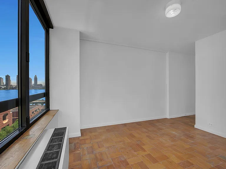 630 1st Ave #9M — Photo 11