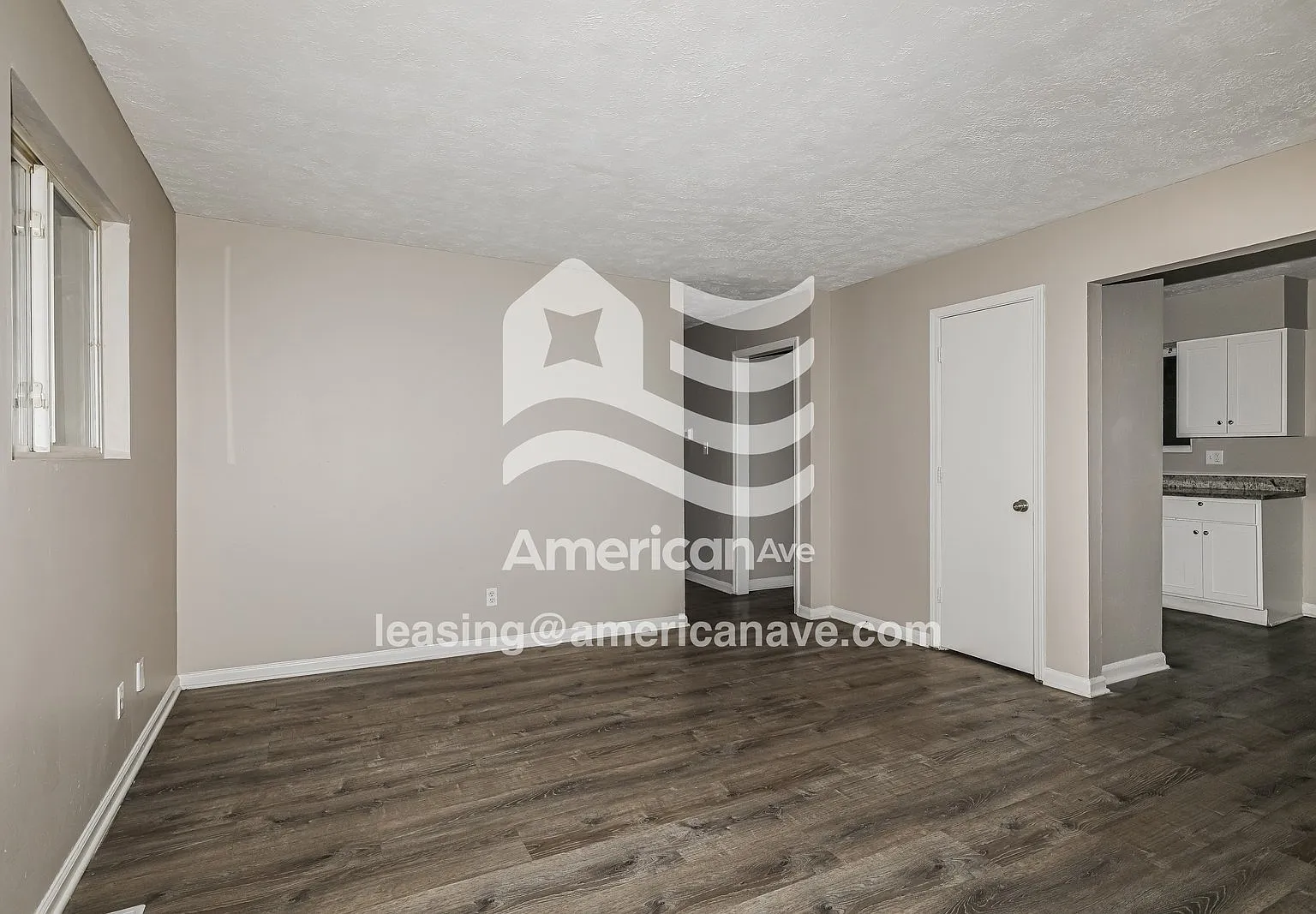 4 bed, 1.5 bath, 1200 sqft, $1,726 — Photo 3