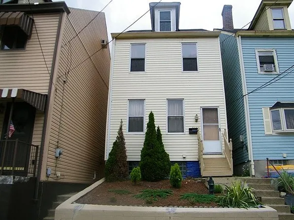 2052 Straubs Ln, Pittsburgh, PA 15212