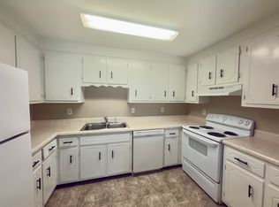 608 Commerce St #1, Clarksville, TN 37040