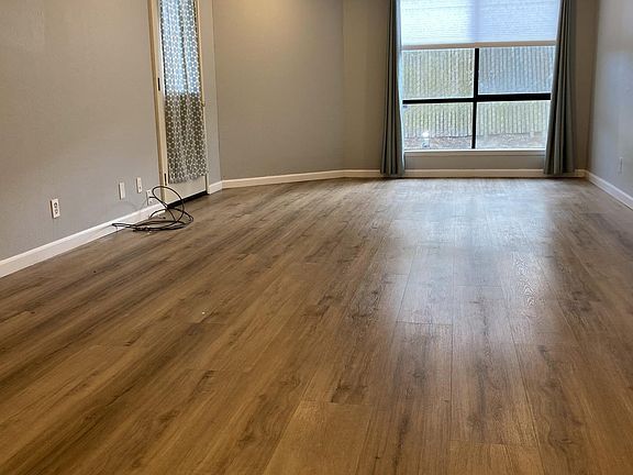 3rd image of 1551 Southgate Ave APT 114