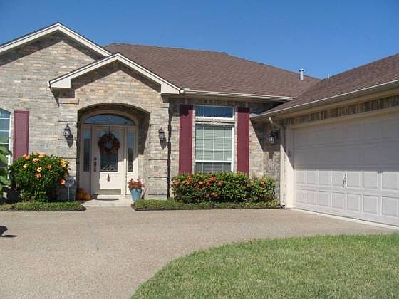 1st image of 2425 Wind Hollow Dr