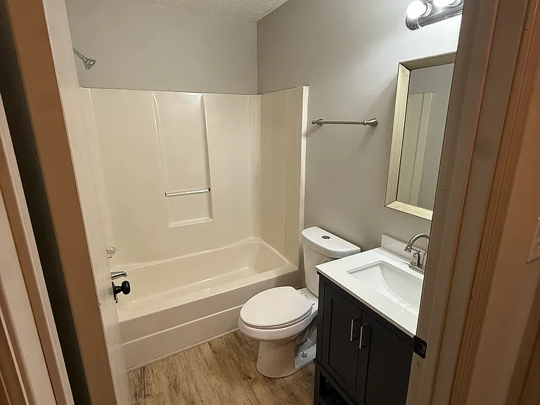 5410 Raintree Trce — Photo 14