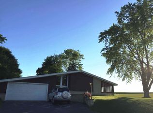 513 April Ln, Waunakee, WI 53597