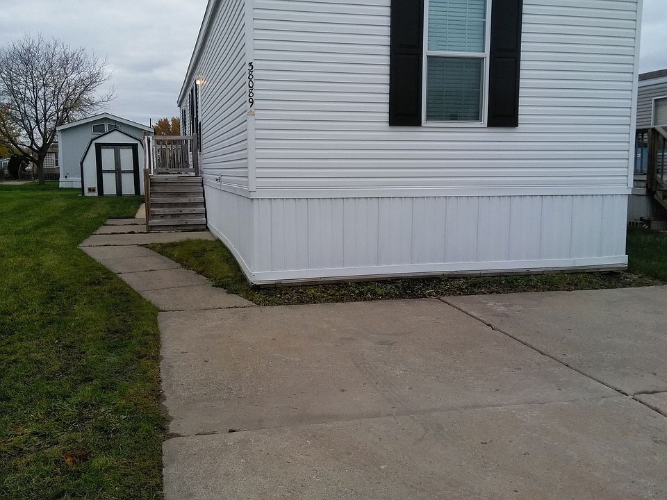 1st image of 20475 Foster Dr #27