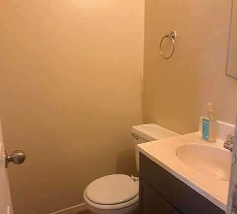5th image of 1245 W 10th St