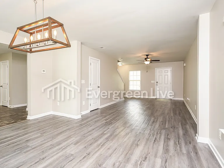 1428 Aurora Glen Dr — Photo 6
